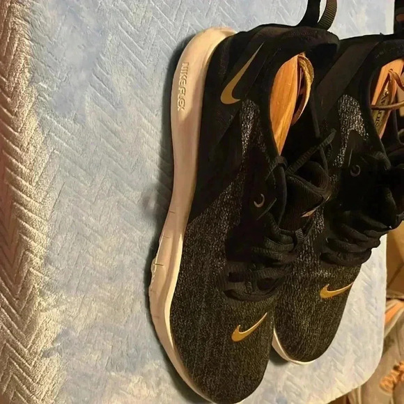 Nike Flex TR9 Men’s Size 8.5 - Picture 2 of 7